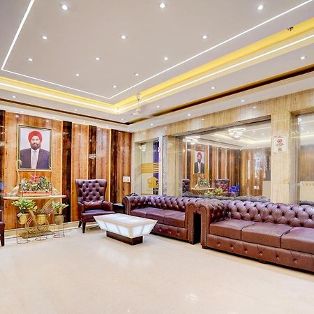 Super Townhouse Jageer Palace Near Mayapuri Chowk Nuova Delhi Esterno foto
